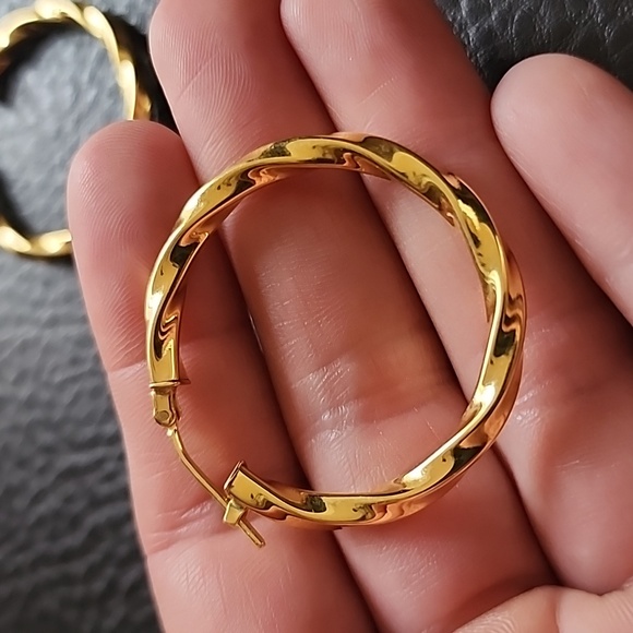 Hoop earrings - Picture 6 of 7